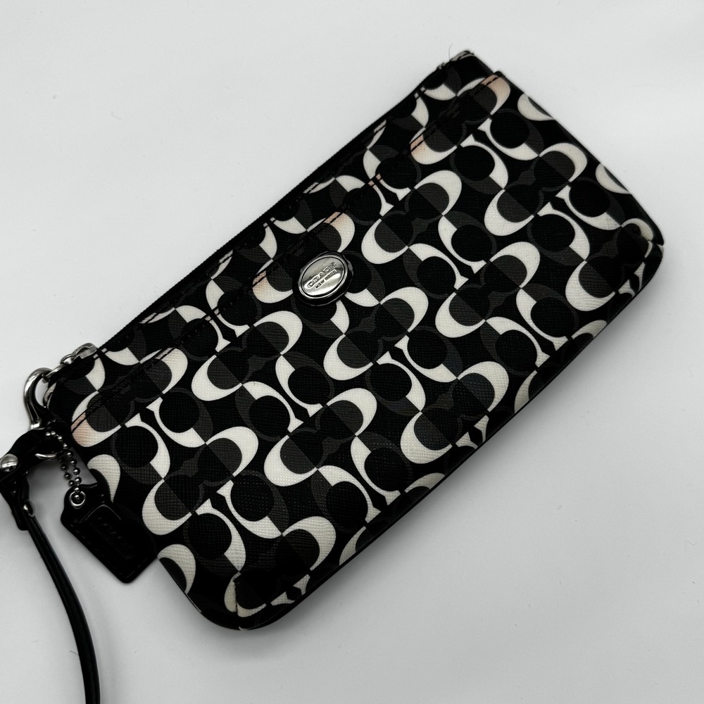 Y2K Coach Signature Black and White Wristlet